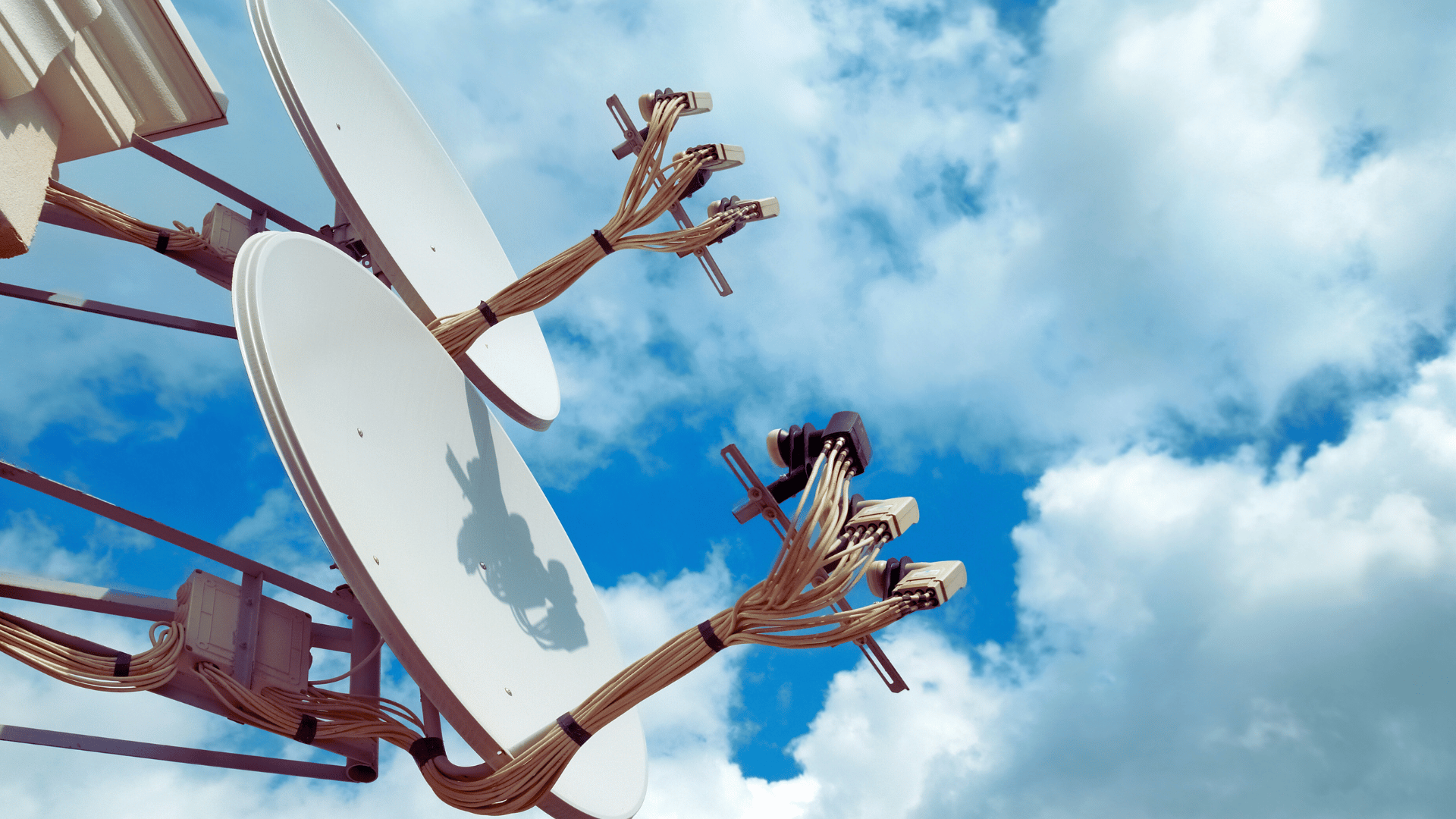 Instalamos tu antena sate en Zaragoza - Desarrollos Integrales Lumijisa