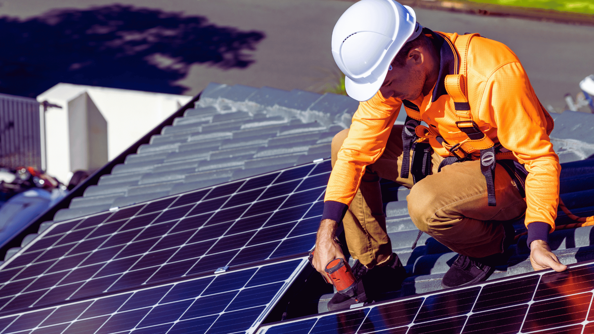 ¿Buscas instalar paneles solares flexibles en tu casa? - Lumijisa