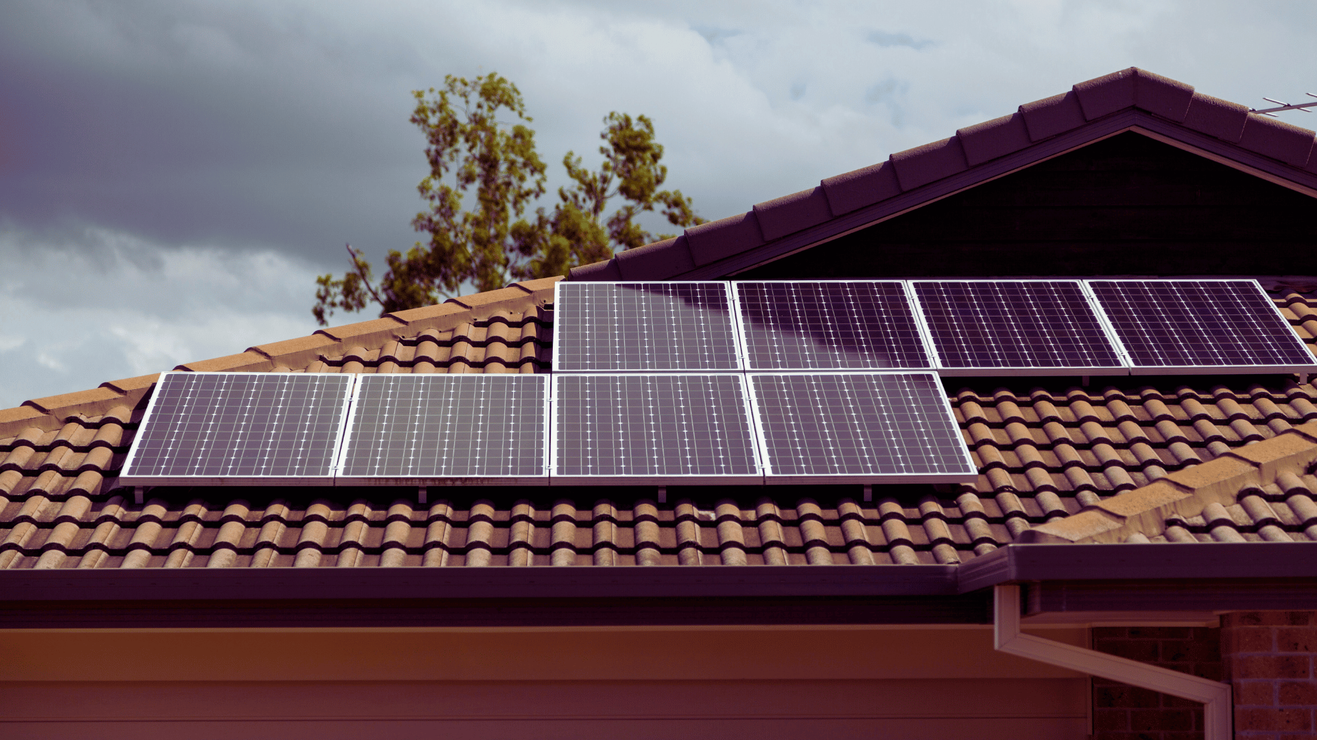¿Buscas instalar paneles solares flexibles en tu casa? - Lumijisa