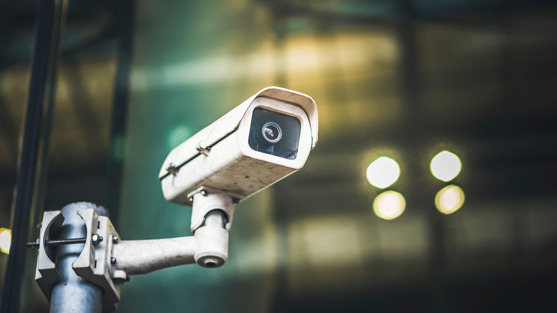 Instalamos todo tipo de cámaras CCTV - Desarrollos Integrales Lumijisa