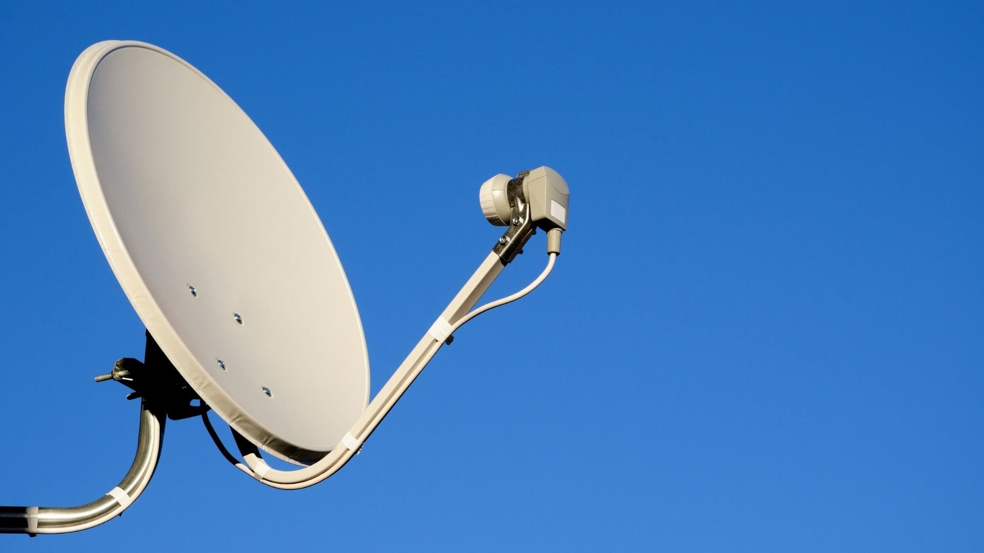 Somos especialistas en reparacion de antenas en Zaragoza - Desarrollos Integrales Lumijisa