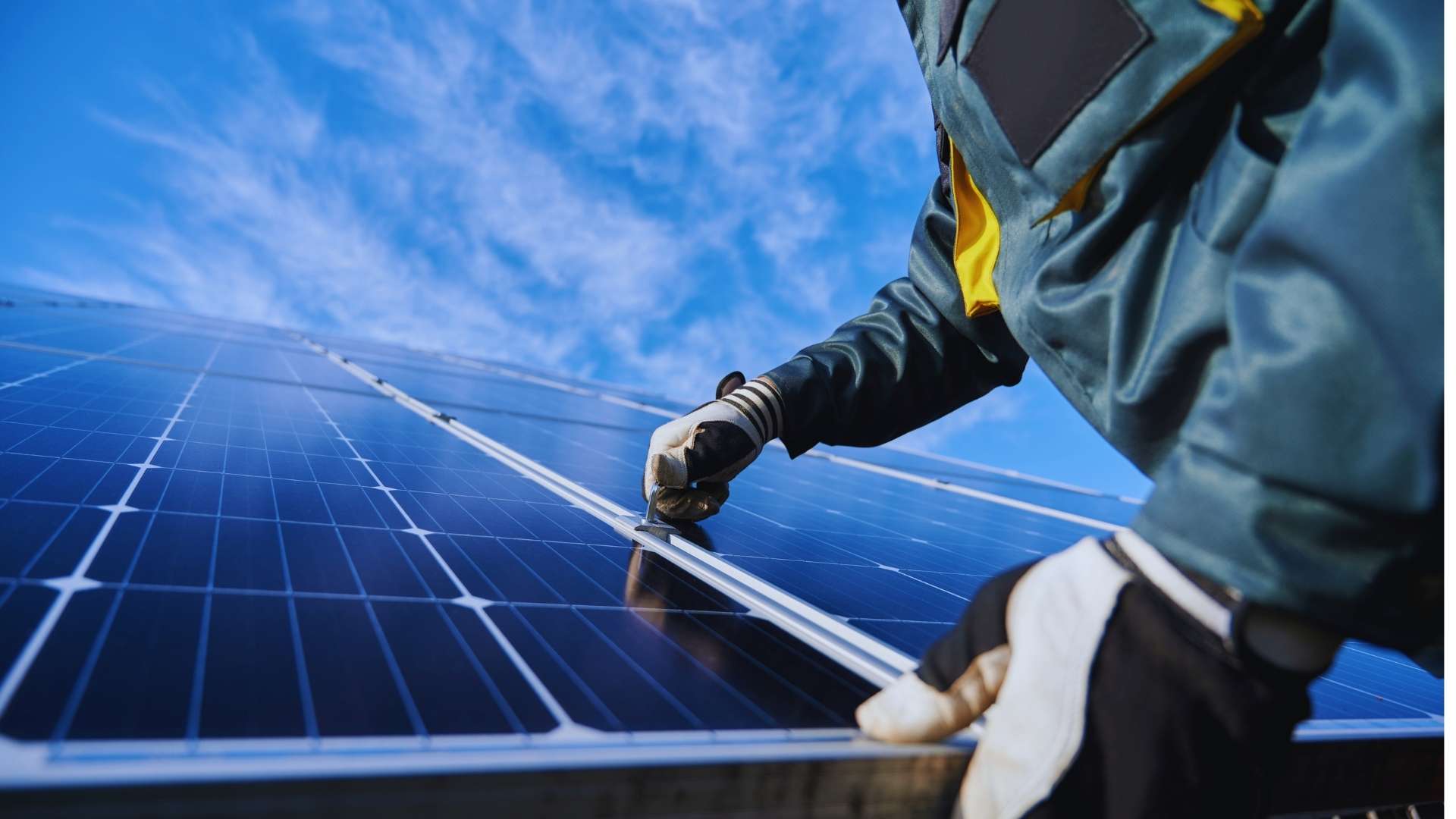 Aerotermia y paneles solares: la combinación perfecta para un invierno eficiente - Desarrollos Integrales Lumijisa