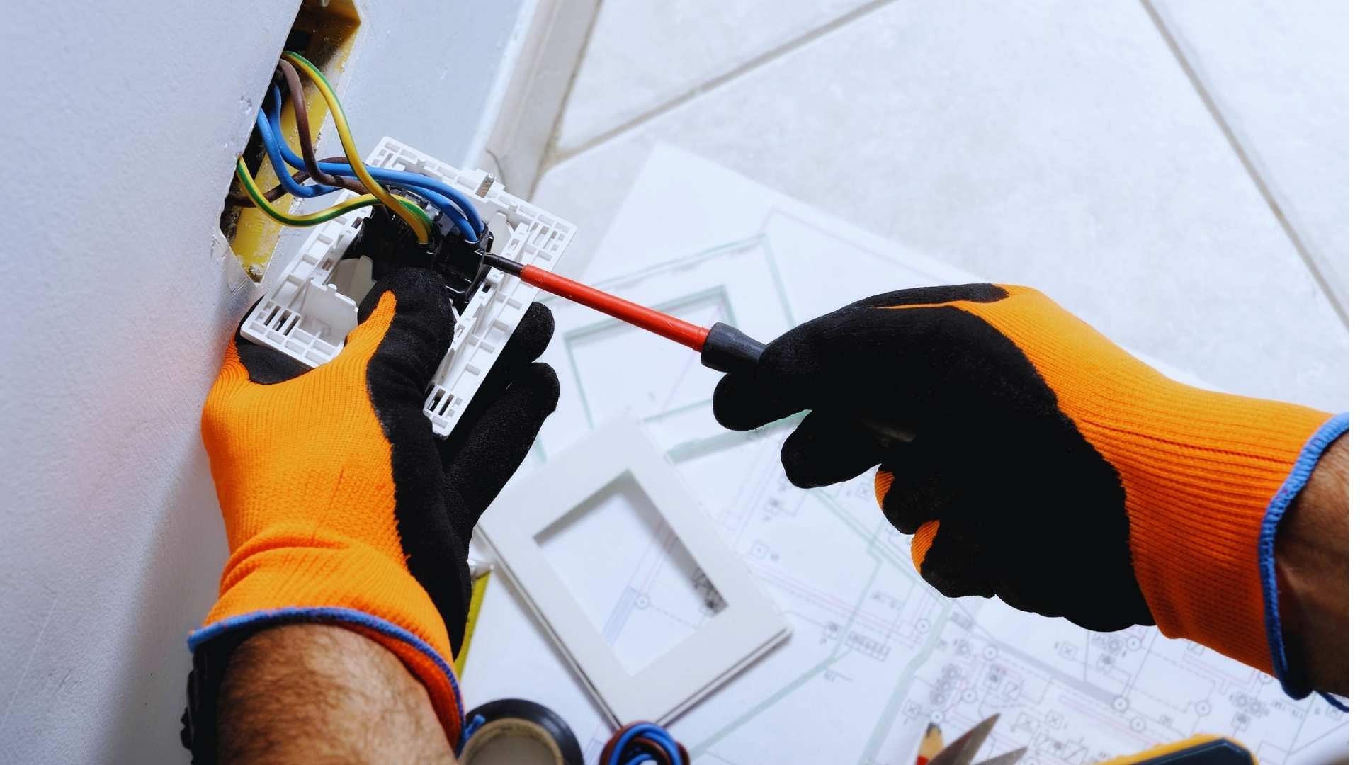 Preparar tu instalación eléctrica para el invierno - Desarrollos Integrales Lumijisa