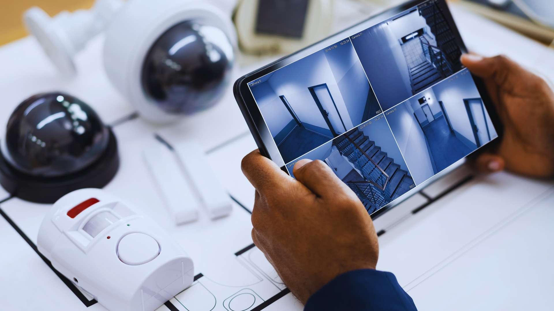 Cámaras CCTV y videoporteros para comunidades pequeñas: soluciones profesionales con presupuestos ajustados - Desarrollos Integrales Lumijisa