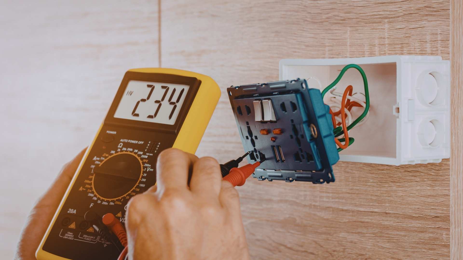 Revisión eléctrica anual: el chequeo que toda vivienda debería hacer cada inicio de año - Desarrollos Integrales Lumijisa