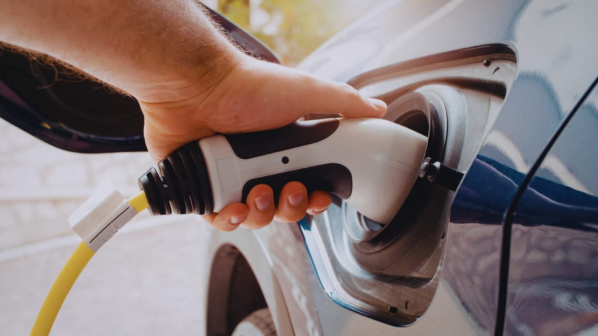 Puntos de recarga accesibles cómo instalar cargadores pensados para todos - Desarrollos Integrales Lumijisa