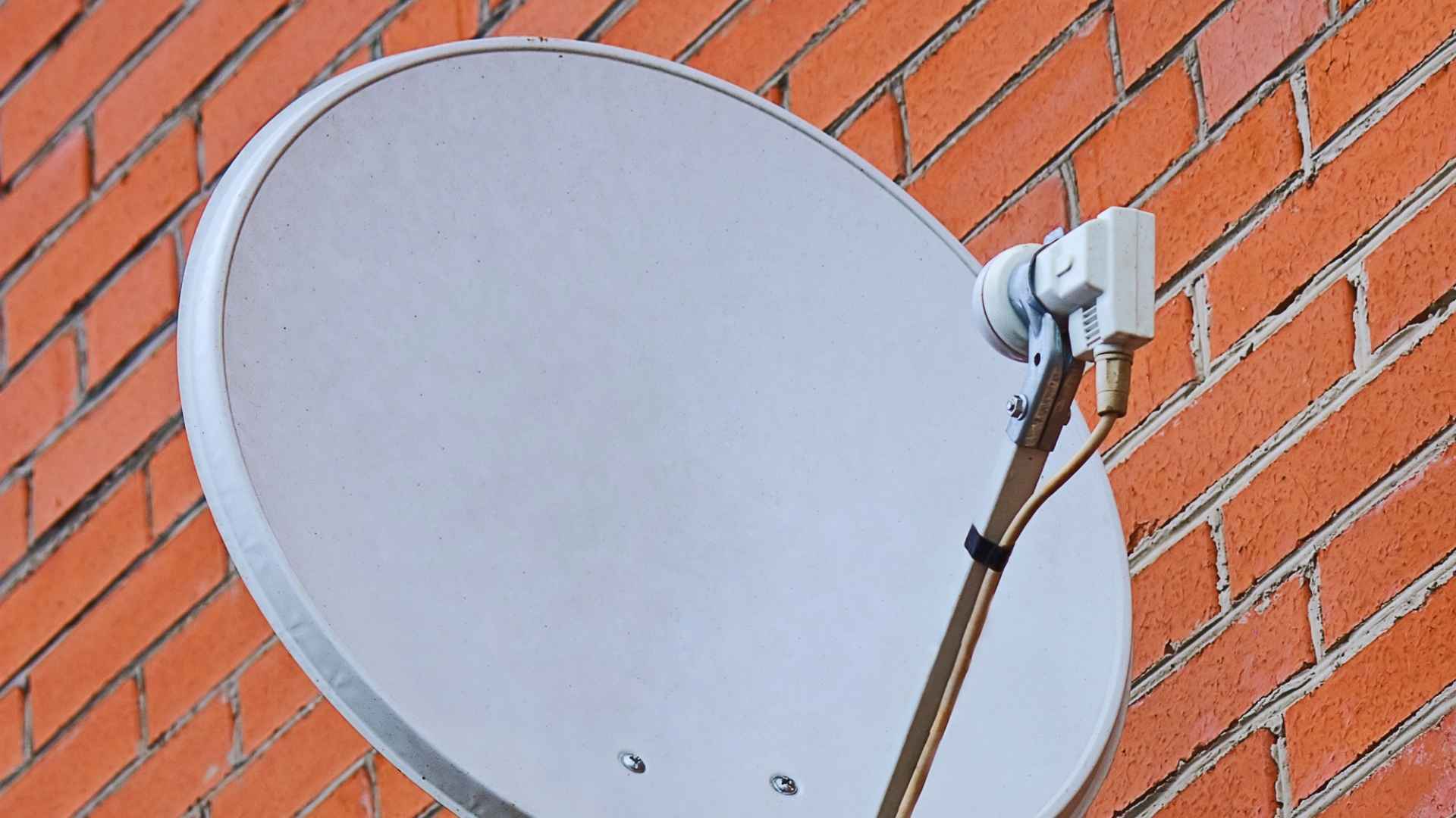 Todo lo que debes saber sobre las antenas parabólicas - Desarrollos Integrales Lumijisa