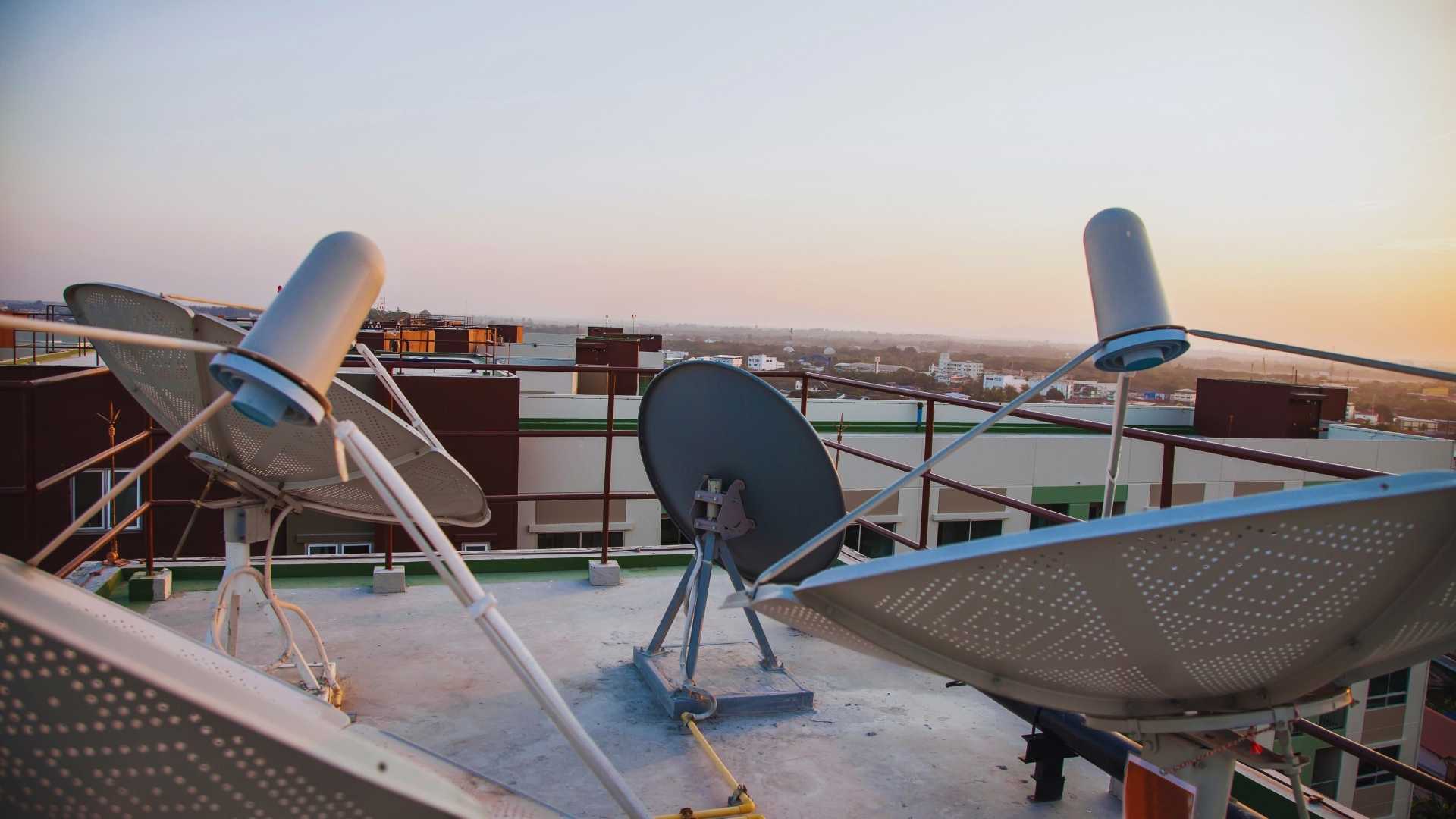 Todo lo que debes saber sobre las antenas parabólicas - Desarrollos Integrales Lumijisa