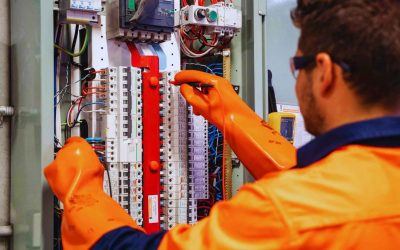 Mantenimiento eléctrico para comunidades de vecinos: evita averías este invierno